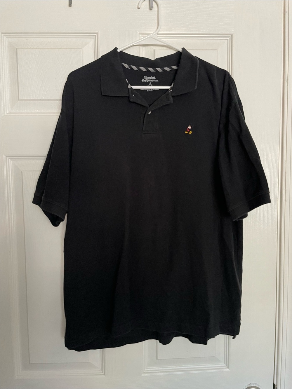 Vintage Disney Philippines Black Men's Large Polo Shirt w Mickey Embroidered